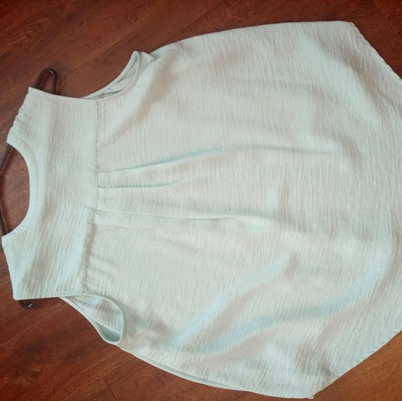 Torrid blouse NWOT Size 00/14 - Picture 4 of 5